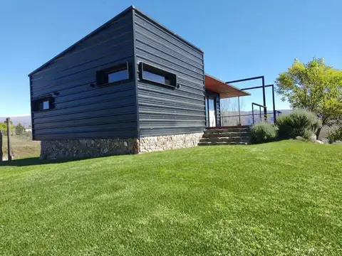 CASA EN VENTA SOBRE RUTA 273 – VILLA YACANTO