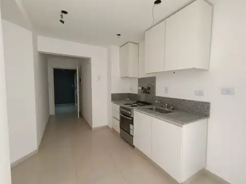 VENTA 2 AMB. A ESTRENAR EN FLORESTA