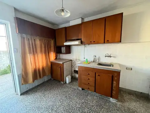 CASA EN VENTA EN PERGAMINO