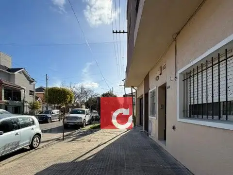 29 N°240 E 36 Y 37 LA