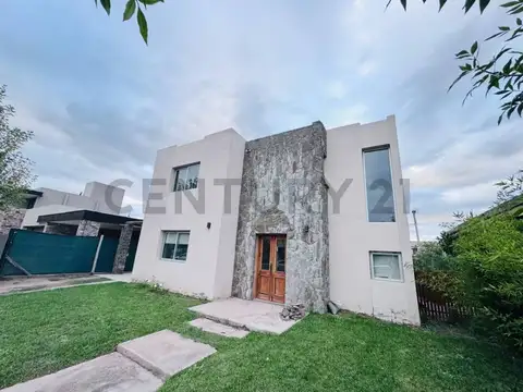 Bulnes 300, Piso 0