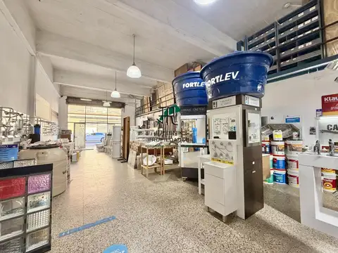EXCELENTE GALPÓN IMPECABLE PLANTA LIBRE
