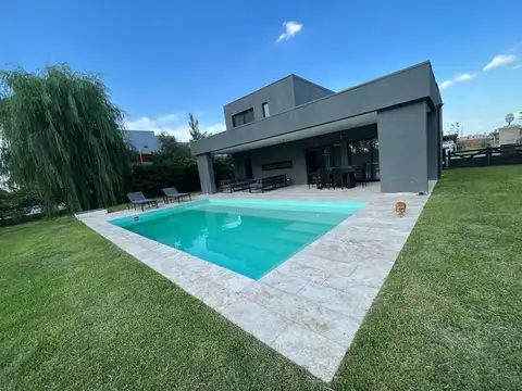 Casa 4 Amb Lagos San Eliseo pileta y jardin