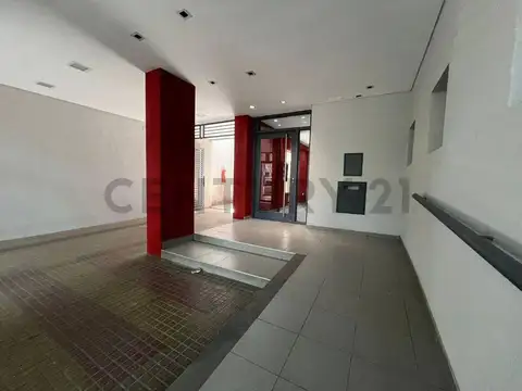 4 entre 60 y 61 , Piso 0