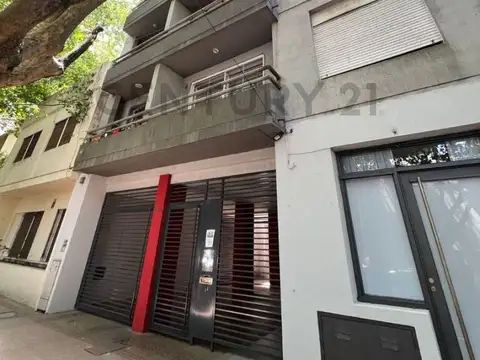 Dpto 1 dormitorio - 4 entre 60 y 61 - USD 63.000