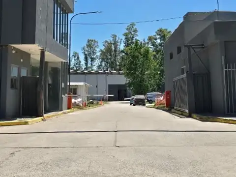 Venta Galpon Parque Industial Elpidio Gonzalez 1100