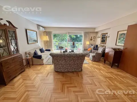 Departamento en Venta de 6 ambientes