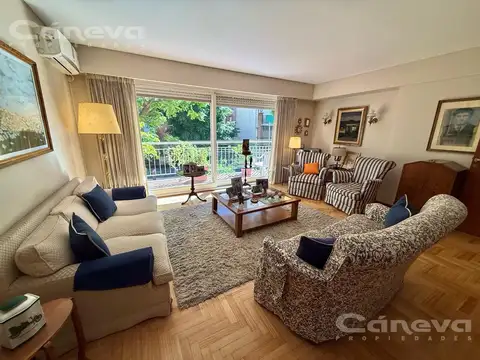 Departamento 4 dorms, 3 baños,   dependencia con baño, cochera, centro de San Isidro, balcón