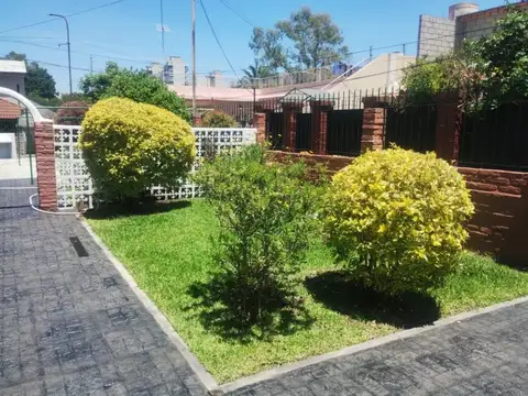 Depto Tipo Casa en Venta 46 años