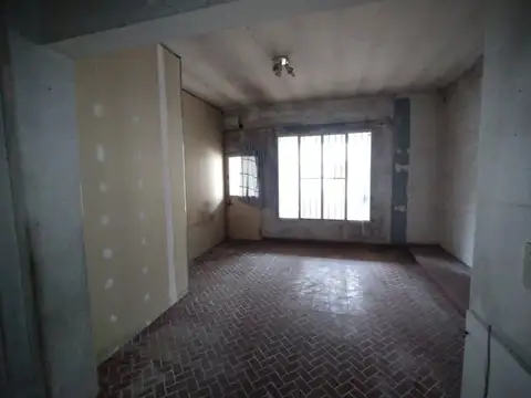 Casa 6 ambientes con 3 baños