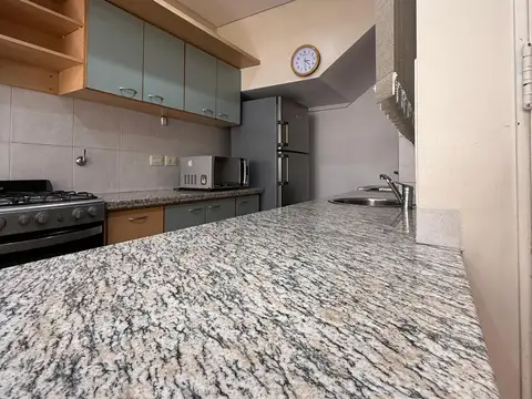 Araujo 500, Piso PB