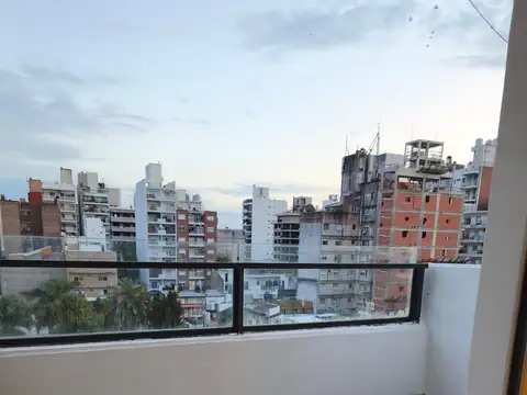 Monoambiente Al Frente con Balcón | Zeballos 1700 centro