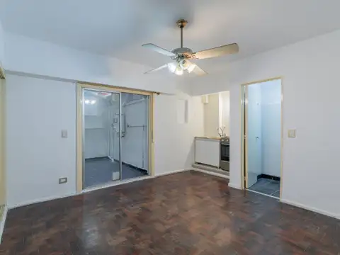 Pje. Julian Perez 519 , Piso 0