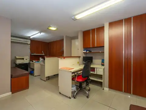 Oficina en Alquiler 55 años