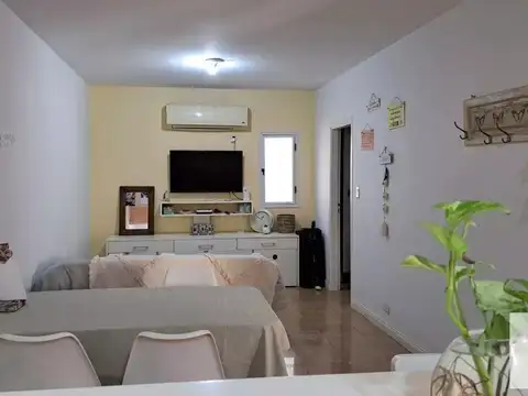 PH en venta - 2 Dormitorios 1 Baño - 69mts2 - Monte Grande