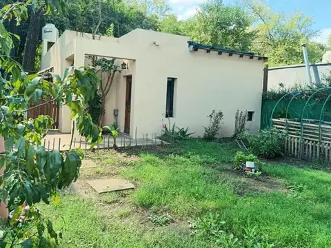 Casa 3 ambientes en Francisco Alvarez. Apto Credito