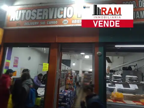 EXCELENTE AUTOSERVICIO EN ALMAGRO FUNCIONANDO