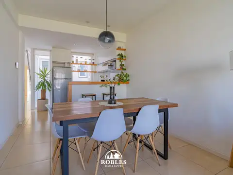 Departamento tres ambientes frente a Plaza Guemes