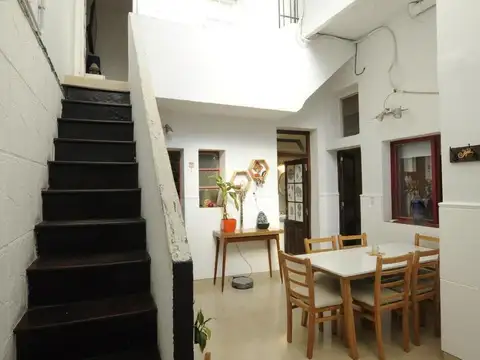 Depto Tipo Casa en Venta 50 años