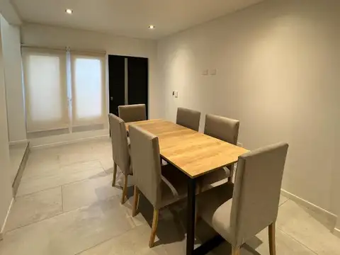 Depto Tipo Casa en Venta de 3 ambientes