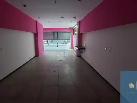 Local comercial en alquiler en Microcentro de 180 Mts