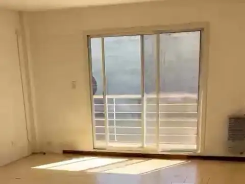MONOAMBIENTE EXCELENTE UBICACION 