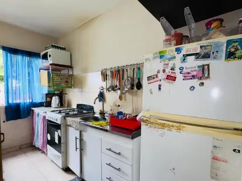 Casa 3 ambientes con 2 baños