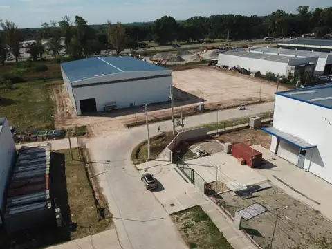 NAVE INDUSTRIAL DE 1.750 M² EN EL PIM 2, MORENO