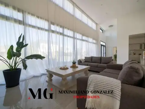 Casa Monoambiente con 3 baños
