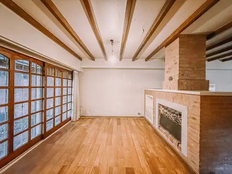 Casa 6 ambientes con 3 baños