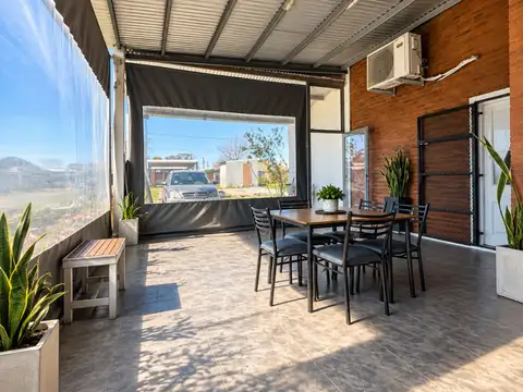 Casa 4 ambientes con 1 baño
