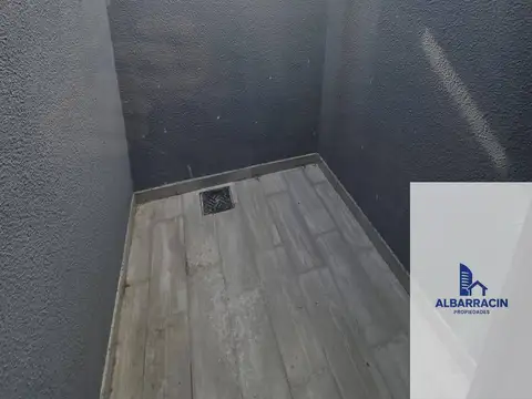 Depto Tipo Casa en Venta 5 años