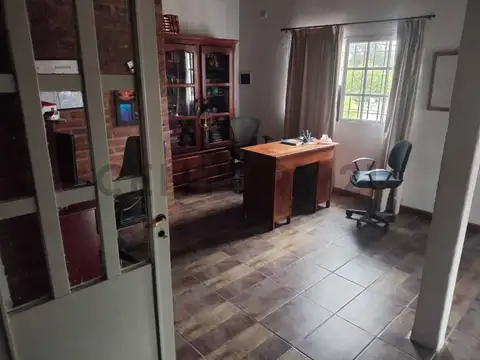 Casa 7 ambientes con 3 baños