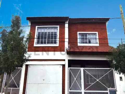 Venta de Casa Multifamiliar 7 AMBIENTES MERLO NORTE