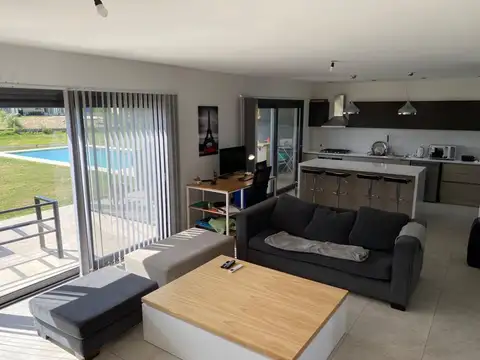 VENTA CASA MODERNA 4 AMBIENTE EL CANTON ESCOBAR