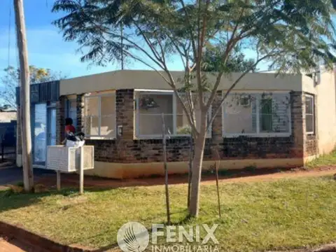 CF1325 - CASA EN VENTA CON LOCAL COMERCIAL - 2 DORMITORIOS - GARUPÁ