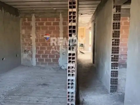 CASA A TERMINAR BELLA VISTA OESTE