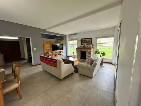 Casa en Venta de 5 dormitorios