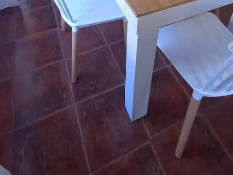 Casa 6 ambientes con 4 baños