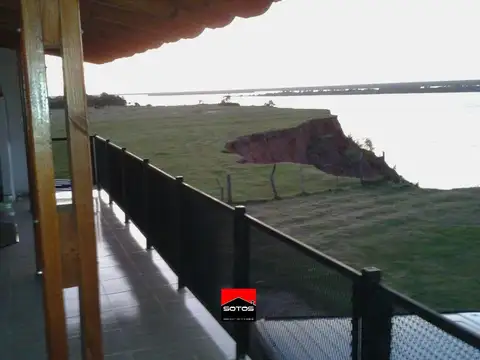 Casa en barrancas del rio Paraná - ciudad de Bella Vista Corrientes