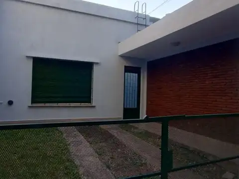 PH T. CASA  3 AMB AL FRENTE C/ PATIO - MUY LUMINOSO