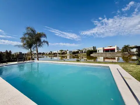 VENTA CASA 4 AMB LAGUNA STA. ISABEL 1 MASCHWITZ