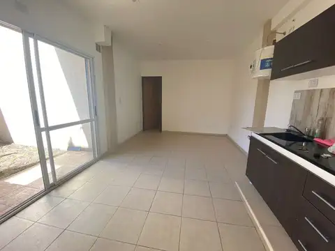 VENTA DE MONOAMB EN CASTELAR A ESTRENAR FINANCIA