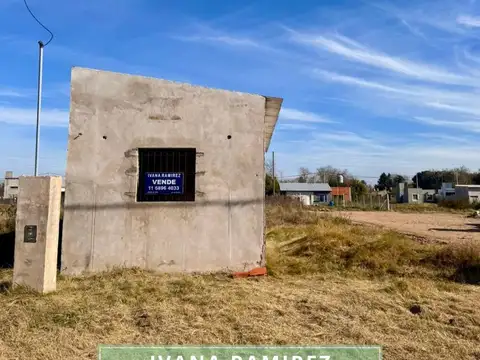 Terreno de 469M2 con mejoras - Listo para escriturar, Open Door - Luján.