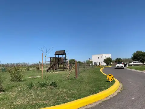 Terreno en Venta 10  mts Fondo