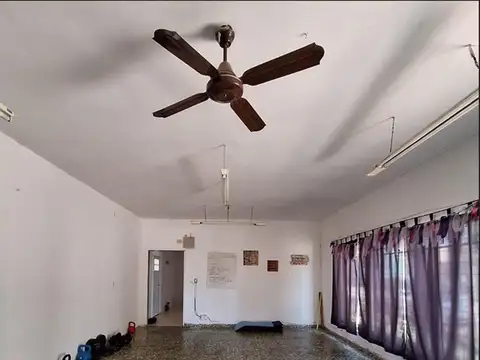 VENTA / LOCAL COMERCIAL / B° 9 DE JULIO /SUNCHALES