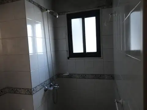 Venta de depsrtamento de 2 ambientes, San Justo.