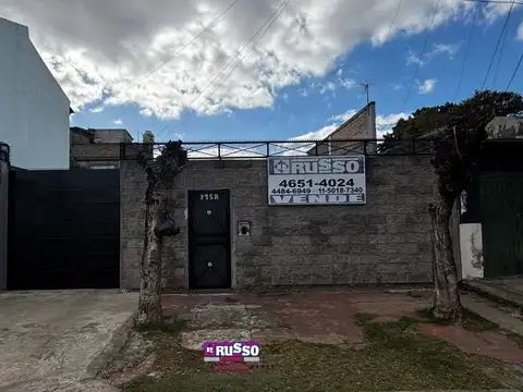 Venta casa 3 ambientes San Justo