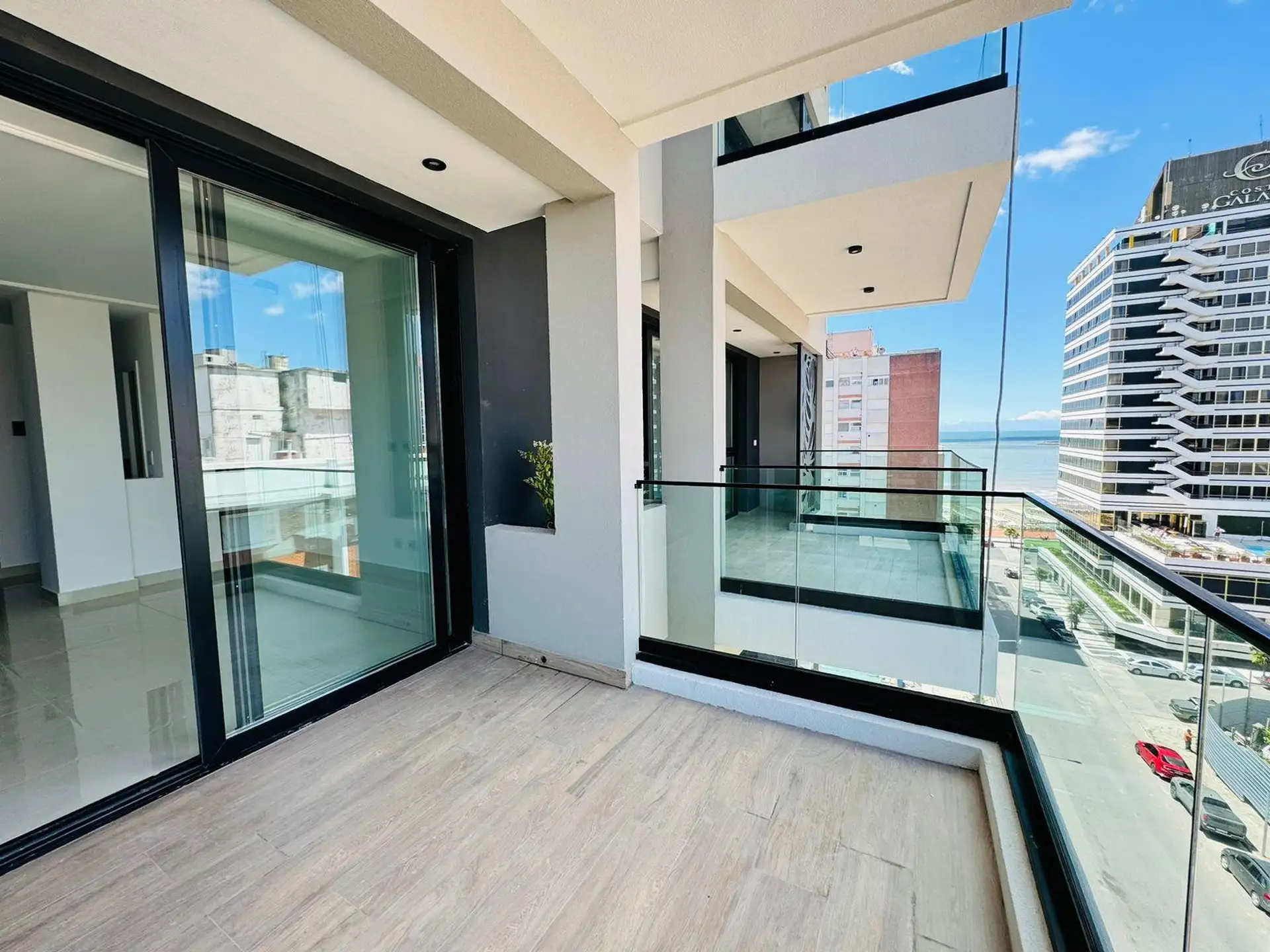 Departamento de dos ambientes a estrenar con balcón terraza — Saavedra