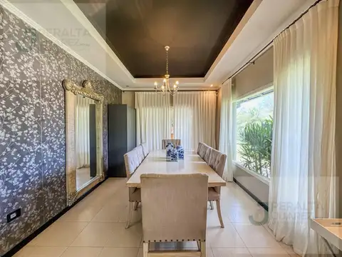 Exclusiva casa en Venta en la California